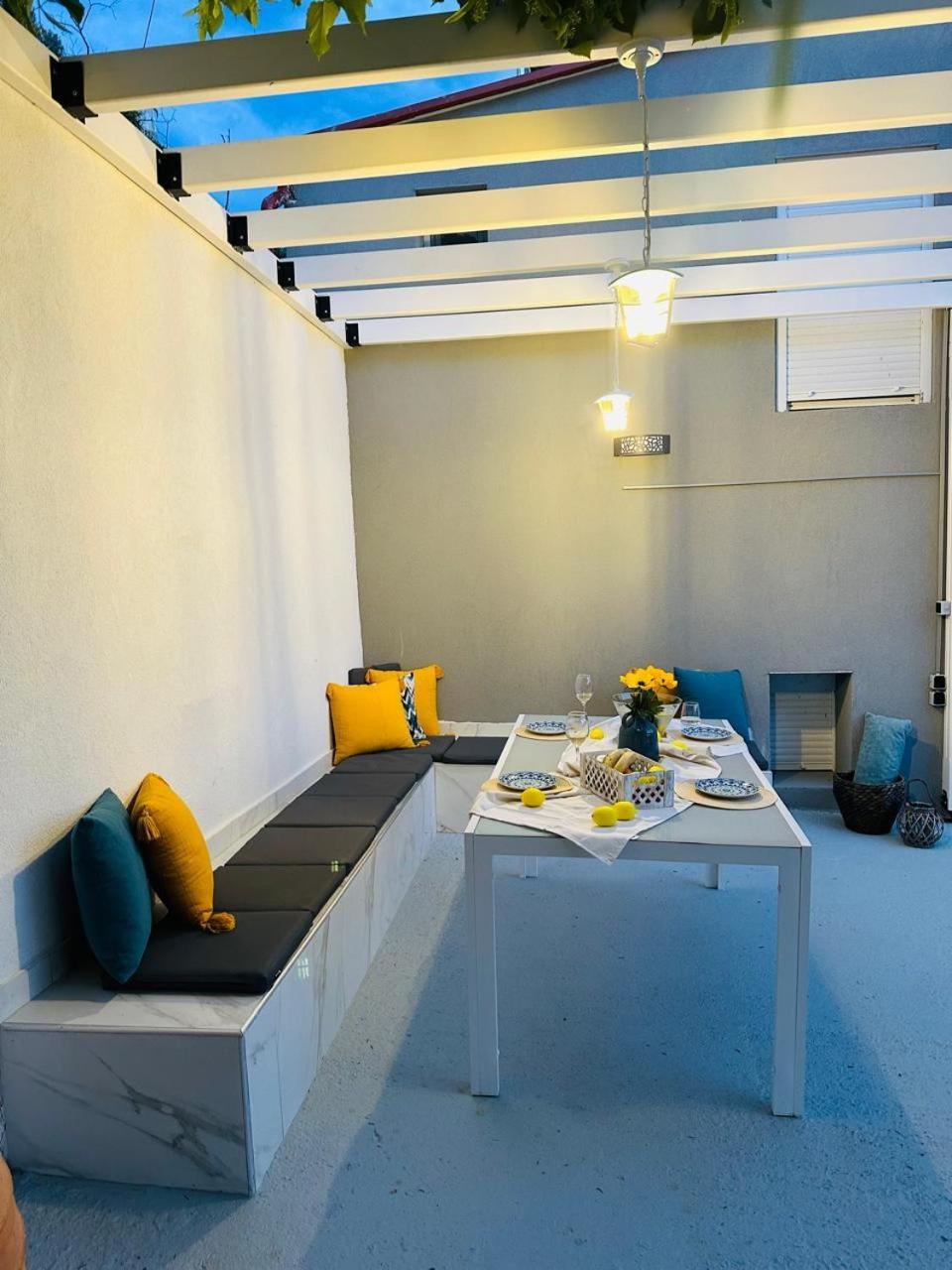 Astre&Jeanne Suites 소조폴리 객실 사진